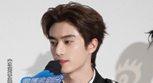 片一路下滑至不足15%，单日票房更是逐日下降至不足 “票房密码”沈腾：长在观众笑点上 2022-08-05 M电影观察室 | 电影观众留给宣传的时间不足8秒？